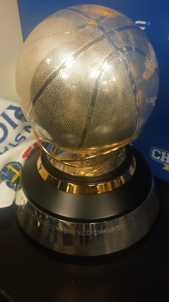 The 2016 Western Conference Championship trophy was presented to the Warriors following Monday night's victory.