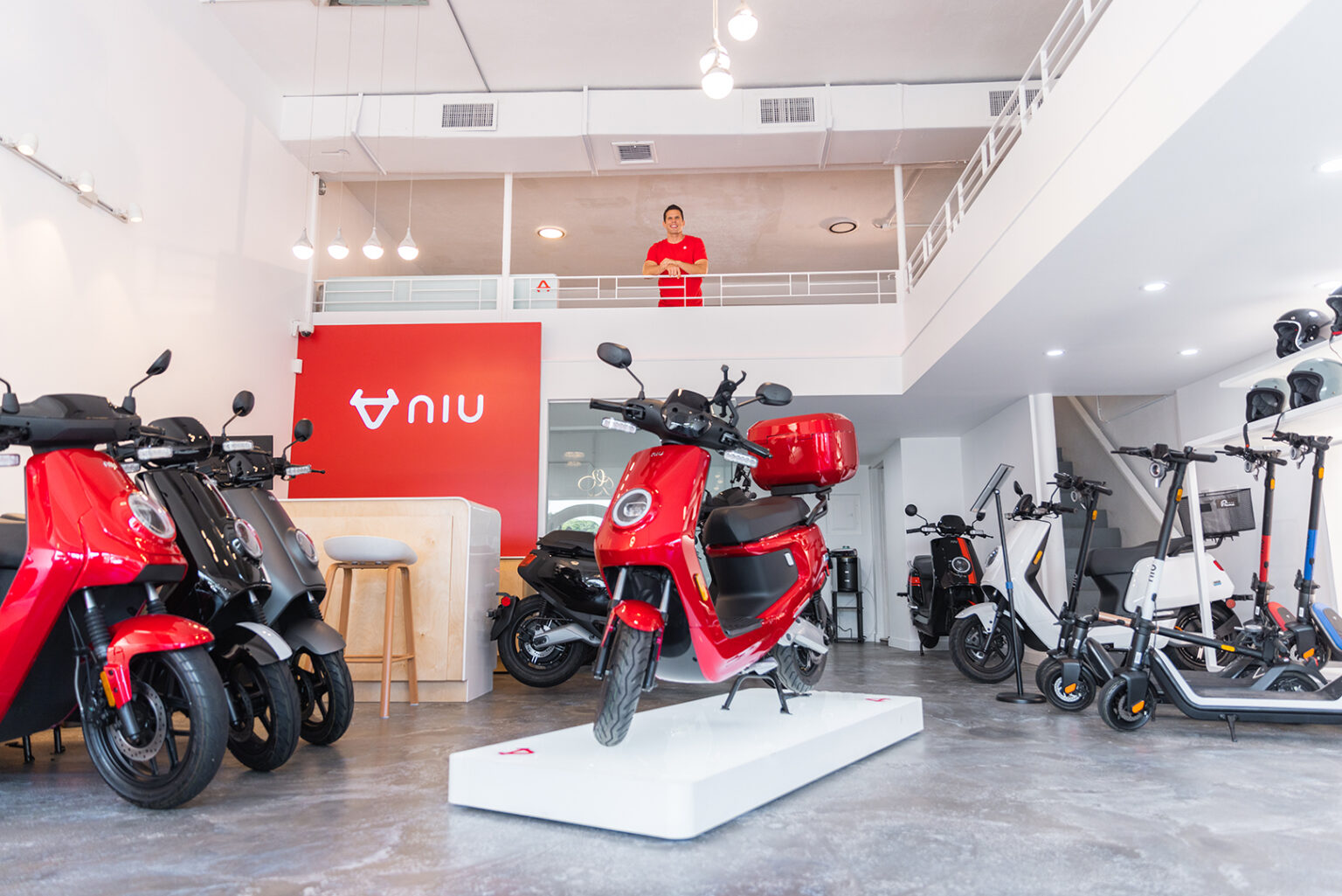 Antioch native opens Hawai’i’s first flagship location for line of all